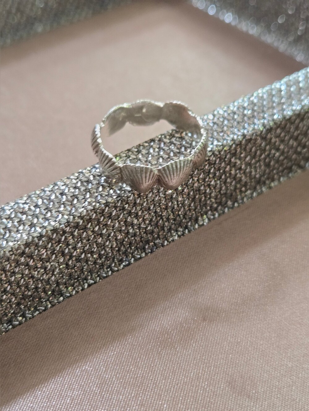 Silver Shell Ring - Picture 5 of 10